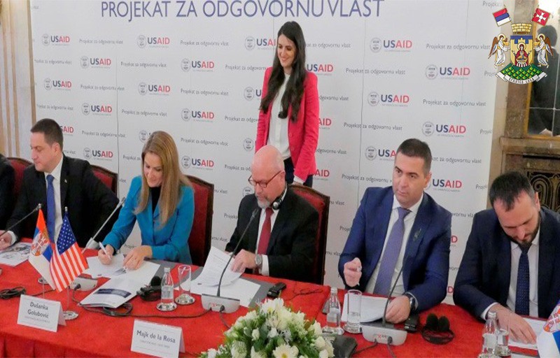 СЕДАМ  ЛОКАЛНИХ САМОУПРАВА И „USAID“ ЗА ТРАНСПАРЕНТНИЈУ ВЛАСТ 