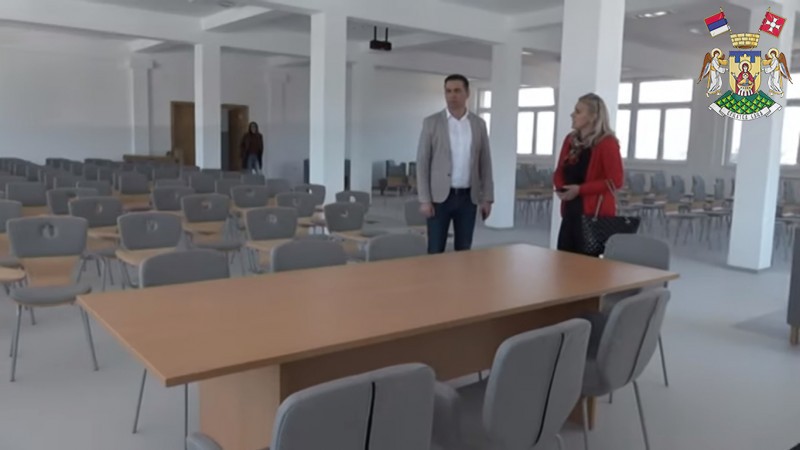 НАСТАВА ЗА ВРЊАЧКЕ ГИМНАЗИЈАЛЦЕ УСКОРО У НОВОЈ ЗГРАДИ