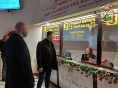 ПЕТ НОВИХ АУТОБУСА ЗА ПРЕВОЗ ПУТНИКА У ВРЊАЧКОЈ БАЊИ