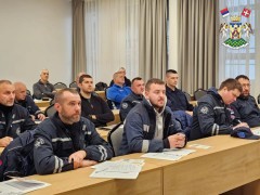 ОДРЖАН ТРЕНИНГ ЗА ПРИПАДНИКЕ ДВД О ЗАШТИТИ И СПАСАВАЊУ У ПОЖАРУ 