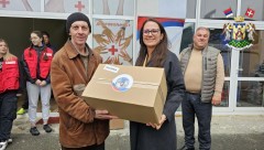 КОМПАНИЈА „BECHTEL ENKA” У САРАДЊИ СА ОО ЦРВЕНОГ КРСТА ДОНИРАЛА ПАКЕТЕ ПОМОЋИ ЗА НАЈУГРОЖЕНИЈЕ