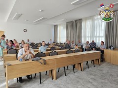 ПОТПИСАНИ УГОВОРИ – НОВИ КОРАК КА ЕНЕРГЕТСКОЈ ЕФИКАСНОСТИ И УШТЕДИ