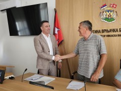 ПОТПИСАНИ УГОВОРИ – НОВИ КОРАК КА ЕНЕРГЕТСКОЈ ЕФИКАСНОСТИ И УШТЕДИ