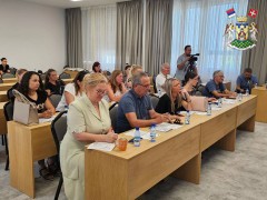 ОДРЖАНА ЗАВРШНА КОНФЕРЕНЦИЈА ПРОЈЕКТА УНАПРЕЂИВАЊЕ КВАЛИТЕТА УСЛУГЕ „ПОМОЋ У КУЋИ ЗА СТАРЕ“ 