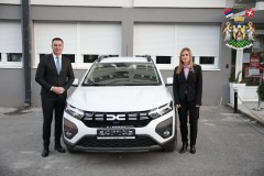 ЗАЈЕДНИЧКИ НАПОРИ ЗА ПОДРШКУ ПОРОДИЦАМА