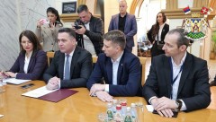 ЗА ПОДРШКУ ПОРОДИЦАМА