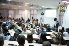 ЗА ПОДРШКУ ПОРОДИЦАМА