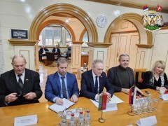 АМБАСАДОР БЕЛОРУСИЈЕ ПОСЕТИО ВРЊАЧКУ БАЊУ