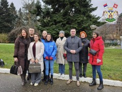 АКЦИЈА „ЗАСАДИ ДРВО“ У ВРЊАЧКОЈ БАЊИ: ПРИРОДА РАСТЕ УЗ ПОДРШКУ ЗАЈЕДНИЦЕ