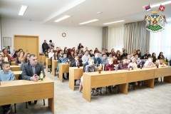 ПРИЈЕМ НАЈБОЉИХ УЧЕНИКА И СТУДЕНАТА ВРЊАЧКЕ ОПШТИНЕ