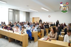 ПРИЈЕМ НАЈБОЉИХ УЧЕНИКА И СТУДЕНАТА ВРЊАЧКЕ ОПШТИНЕ