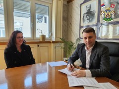 СТАМБЕНО ЗБРИНУТА ЈОШ ЈЕДНА ИНТЕРНО РАСЕЉЕНА ПОРОДИЦА У ВРЊАЧКОЈ БАЊИ