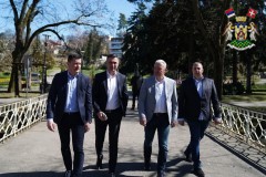 ОДРЖАН САСТАНАК РУКОВОДСТВА ОПШТИНЕ ВРЊАЧКА БАЊА И ДРЖАВНОГ СЕКРЕТАРА О ВАЖНИМ ИНФРАСТРУКТУРНИМ ПРОЈЕКТИМА