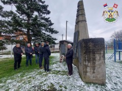 ОБЕЛЕЖЕН ДАН ЦИВИЛНИХ ЖРТАВА РАТА У ВРЊАЧКОЈ ОПШТИНИ