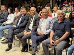 ОДРЖАНА СВЕЧАНОСТ ПОВОДОМ ДАНА ОШ „МЛАДОСТ“ У ВРЊЦИМА