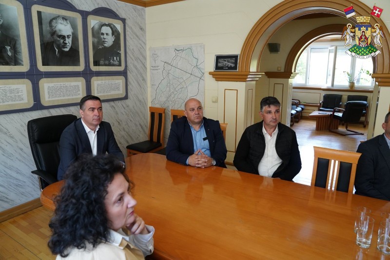 ПРЕДСТАВЉЕН ПРОЈЕКАТ ОСВЕТЉЕЊА МЕМОРИЈАЛНОГ КОМПЛЕКСА 