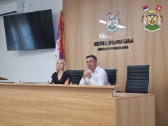 УРУЧЕНЕ СУБВЕНЦИЈЕ ЗА ПОКРЕТАЊЕ СОПСТВЕНОГ БИЗНИСА
