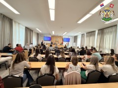 КОНФЕРЕНЦИЈА „ПАМЕТАН ТУРИЗАМ: РАЗВОЈ КРОЗ ЗНАЊЕ И ПОДРШКУ“ ОДРЖАНА У ВРЊАЧКОЈ БАЊИ