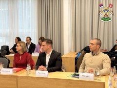 ДЕЛЕГАЦИЈА КИНЕСКОГ ОКРУГА ЂИНГ’АН У ВРЊАЧКОЈ БАЊИ - НОВА ЕРА САРАДЊЕ И КУЛТУРНЕ РАЗМЕНЕ