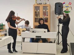 У ВРЊАЧКИМ ШКОЛАМА СВЕЧАНО ОБЕЛЕЖЕНА ШКОЛСКА СЛАВА - СВЕТИ САВА