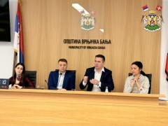 ОДРЖАНА 16. ВАНРЕДНА СЕДНИЦА ВЕЋА: ОПШТИНА ВРЊАЧКА БАЊА ПРЕУЗИМА ВЕЋИ ДЕО ТРОШКОВА ВРТИЋА