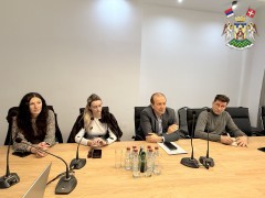 ОДРЖАН САСТАНАК РАДНЕ ГРУПЕ ЗА ИЗРАДУ ПРОГРАМ ЗА УНАПРЕЂЕЊЕ ПОЛОЖАЈА МЛАДИХ