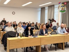 ПАНЕЛ И РАДИОНИЦЕ О  ТРЕНДОВИМА У ТУРИСТИЧКОМ ПОСЛОВАЊУ