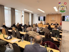 ПАТРИЈАРХ ПАВЛЕ ДОБИЈА СПОМЕНИК У БАЊИ