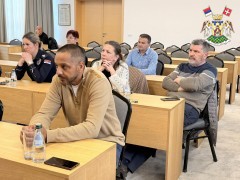 ВРЊАЧКА БАЊА НАСТАВЉА СА УНАПРЕЂЕЊЕМ ПОЛОЖАЈА РОМСКЕ ЗАЈЕДНИЦЕ