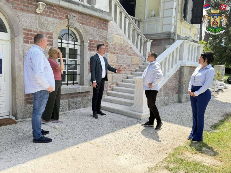 ZAVRŠENA REKONSTRUKCIJA STEPENIŠTA ZAMKA BELIMARKOVIĆ U VRNjAČKOJ BANjI